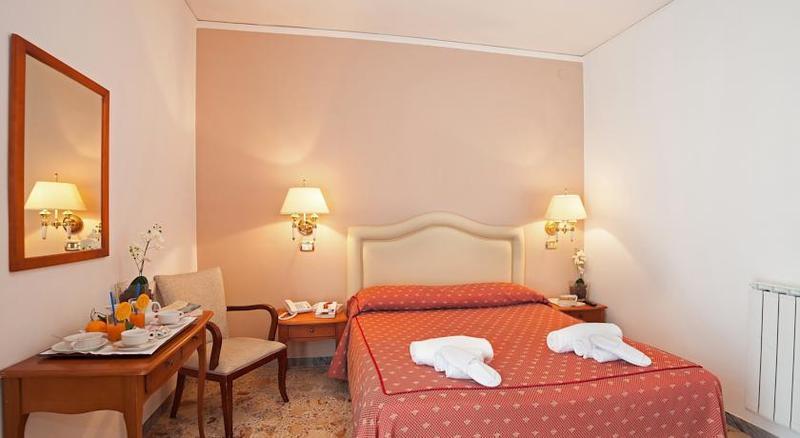 Hotel Caruso Massa Lubrense Exterior foto