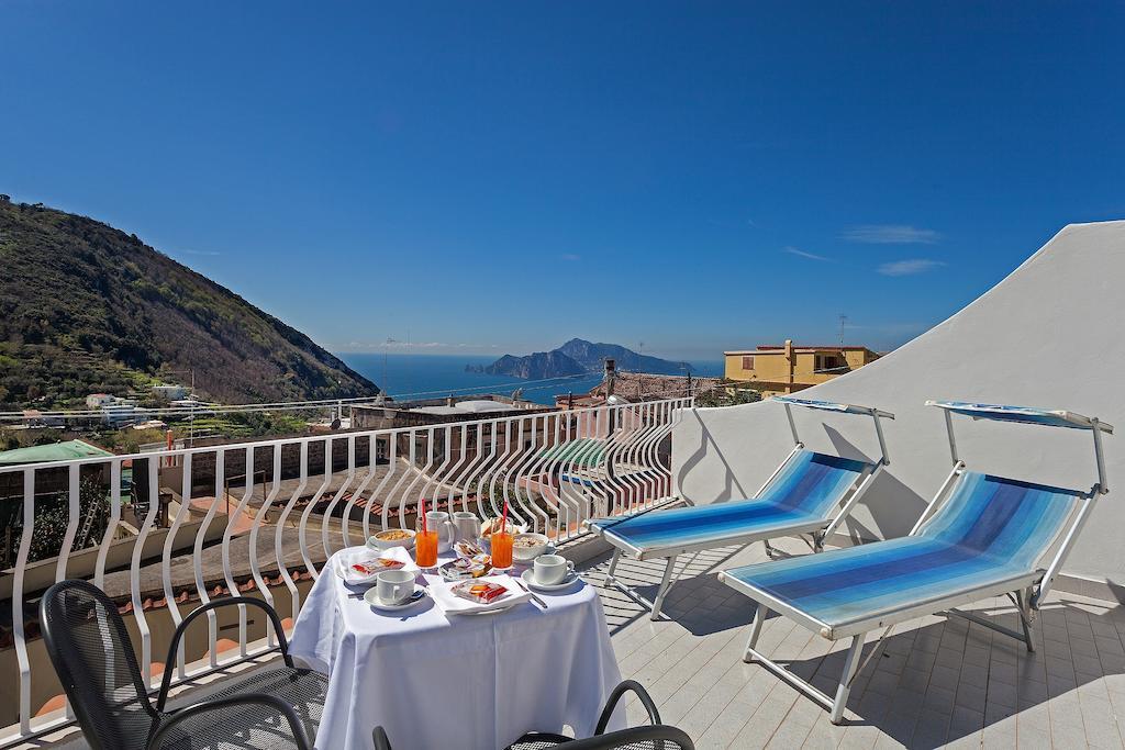 Hotel Caruso Massa Lubrense Habitación foto